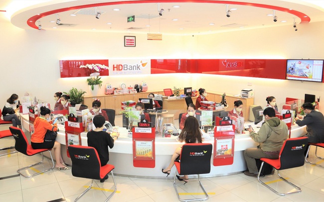 HDBank vào Top thương hiệu tài chính dẫn đầu Việt Nam do Forbes bình chọn