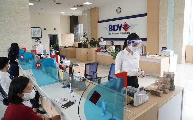 Big4 nhập cuộc “zero fee”: cuộc đua ngân hàng bán lẻ ngày càng sôi động