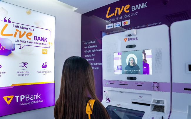 Cổ phiếu phá đỉnh lịch sử, chuyển đổi số đang mang về ”quả ngọt” cho TPBank